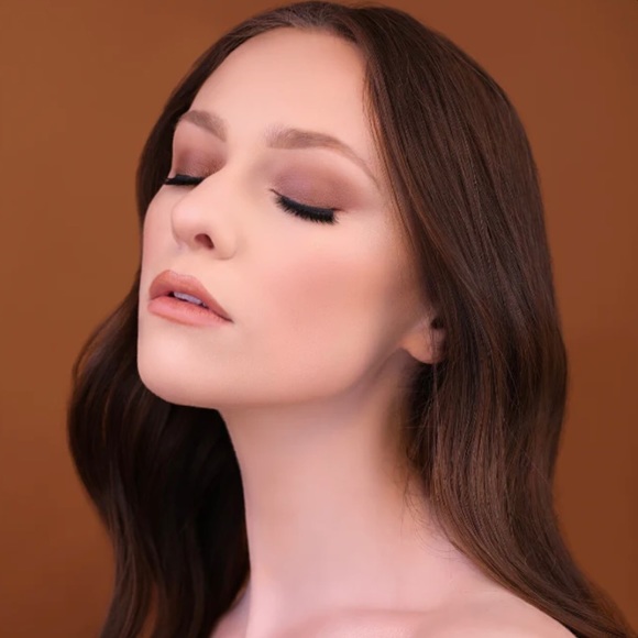 LURELLA COSMETICS Get Snatched Contour Palette - Picture 10 of 11